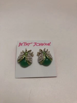 Pendientes Betsey Johnson verde con perlas “escarabajo” Foto 1 de 4