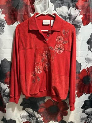 Женский свитер Alfred Dunner с красной цветочной вышивкой размер Small - Изображение 1 из 3