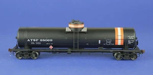 American Limited Models 1829 HO Scale ATSF GATC Tank Car #98069 - Picture 1 of 4