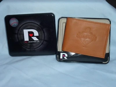 Kansas City Royals 2015 WORLD SERIES CHAMPIONS  Leather BiFold Wallet  NIB brown - Image 1 of 4