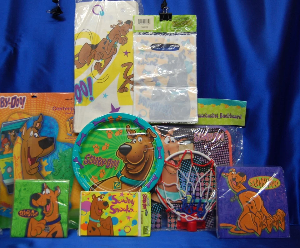 1 Scooby Doo Party Supplies Table Cover 54 in X 89 Scooby-doo Paper