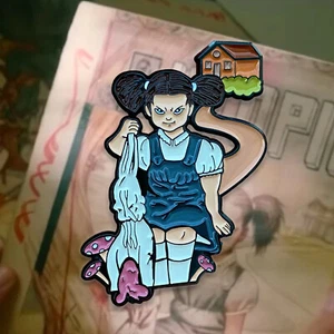 Jessica Hyde Emaille Pin, Utopia TV Show Pin, Utopia, Mr Rabbit  - Bild 1 von 2