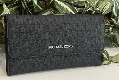 MICHAEL KORS JET TRAVEL PORTAFOGLIO GRANDE TRIFOLD POCHETTE NERO LOGO MK PELLE ARGENTO - Immagine 1 di 4