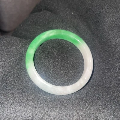 Natural Jadieite Ecological Pattern Jade Two tone Bangle — 第 1/4 张图片
