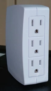 6-Outlet {PHILLIPS} [LA-32] Wall Tap {SPS1060T/17} - Picture 1 of 4