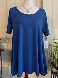 Lularoe Perfect T Shirt Small Solid Royal Blue NWT - Picture 1 of 3