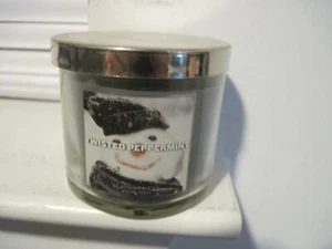 VELA DE MENTA RETORCIDA BATH AND BODY WORKS 4 OZ - Imagen 1 de 3