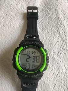 SKMEI Reloj Cronógrafo Digital Alarma Día Fecha Hora 1466 Temporizador Resistente al Agua - Imagen 1 de 7