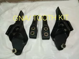 JCB PARTS - 1 PC. TOOTH & 2 SIDECUTTERS & 8 NUTS & BOLTS (ASSORTED PART NO) - Picture 1 of 4