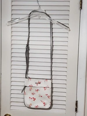 Bandolera Kenneth Cole Reaction Handbang Foto 1 de 4