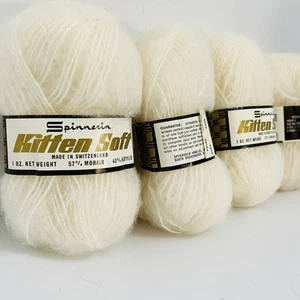 4 matassine vintage NOS filato mohair morbido gattino bianco Svizzera 1 oz - Foto 1 di 4