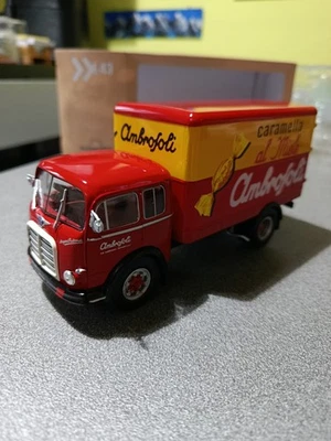Camion d'epoca scala 1/43 - Immagine 1 di 4