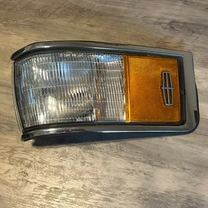 1990 91 92 93 1994 Lincoln Town Car RH Passenger Turn Signal Side Marker Light - Picture 1 of 5