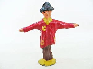 TIMPO/BENBROS VINTAGE LEAD RED SCARECROW FIGURE. SUIT FARM LAYOUT ETC. EXCELLENT - Picture 1 of 3