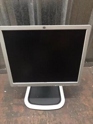 HP  L1950g LCD Color Monitor with Stand - 448181-050 - Image 1 of 4