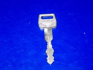 Unusual Vintage "For Ford Cars" Automobile Key with No Script in Logo - Picture 1 of 3