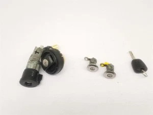 05-14 MK1 PEUGEOT 107 IGNITION BARREL +2x DOOR + TAILGATE BARRELS, FUEL CAP+KEY - Picture 1 of 18