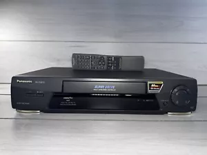 Panasonic NV-FJ610B-K SUPER DRIVE VHS VCR Lettore Videoregistratore, con Telecomando - Foto 1 di 19