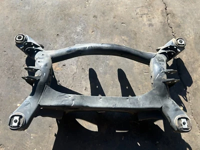 BMW 328I 320I F30 OEM 12-17 REAR AXLE CARRIER SUBFRAME SUSPENSION SUPPORT CRADLE - Image 1 of 4