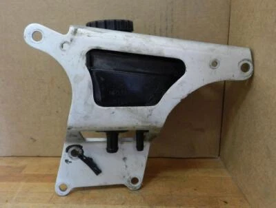 Chevrolet Corvette 350 1984 5,7 L usado bomba de dirección asistida depósito 14076166 Foto 1 de 4