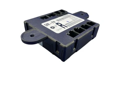 Dodge Challenger SRT Hellcat 2015-2019 unidad de módulo de control de puerta delantera derecha OEM Foto 1 de 4