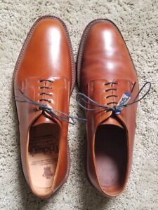 TRICKERS PLAIN TOE  LIGHT BROWN TAN LEATHER DERBY SHOES MADE IN ENGLAND. 