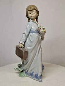 Vintage Spanish Porcelain Figurine, 'School Days', by Lladro #7604 - Picture 1 of 24