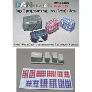 Dan Models 35305 Scale 1:35 Bags (3 PCS) Sports Bag 1 PCS. (Resin) + Decal Scale - Picture 1 of 8