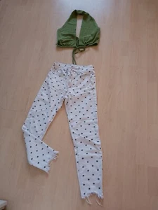 Damen Paket Jeans Punkte weiß/schwarz Pull&bear skinny 36+Crop Top/ Weste Shein - Bild 1 von 4