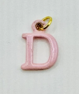 Charm/Ciondolo Iniziale "D" Smalto Rosa - Foto 1 di 2