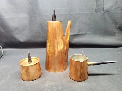 Juego de cafetera angular Mid Century Modern B&M Duero de cobre y teca Portugal 3 piezas Foto 1 de 4