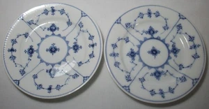 Royal Copenhagen BLAU GERIFFELT: schlicht #181: 2 Brotteller: EXC: NR - Bild 1 von 3