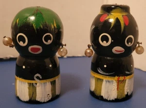 Rare Vintage Wood African Salt and Pepper Shakers Collectible Decorative Japan - Picture 1 of 7