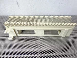 SIEMON TELEPHONE BLOCK PUNCH DOWN R66MI-50 w/ wall mount bracket - Picture 1 of 3