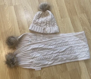 Mayoral Biege Girls Wool Hat and scarf age 2 - Picture 1 of 4