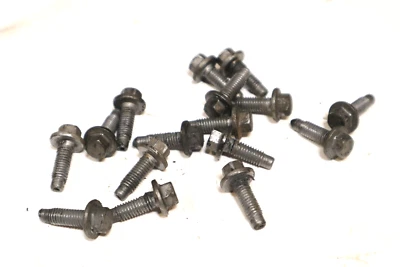 Mini Cooper 2012 pernos de tornillo para cárter de aceite Foto 1 de 3