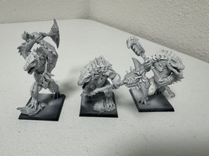 Warhammer Age of Sigmar Seraphon Kroxigor Kroxigors x3 buone condizioni 1110 - Foto 1 di 2