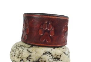Lederarmband Wolfsspur Armband Leder braun geprägt Breite 4cm Pfoten Lederband - Bild 1 von 4