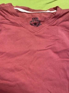 XIOS New York Men's V-Neck T-Shirt Salmon Short Sleeve Size Large - Picture 1 of 2