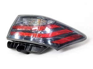 Lexus CT200h 11-14 Tail Light Taillight, Lamp Body Rear Right/Passenger Side 81 - Picture 1 of 4