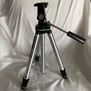 Velbon Tripod Floor or Tabletop Adjustable 15-27”Camera GoPro Panning CE-4H - Picture 1 of 7