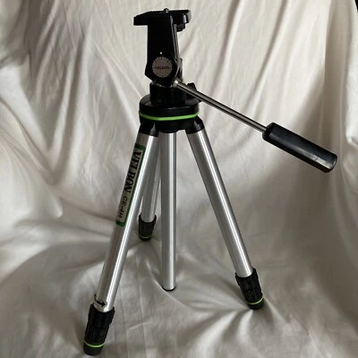 Velbon Tripod Floor or Tabletop Adjustable 15-27”Camera GoPro Panning CE-4H - Image 1 of 4