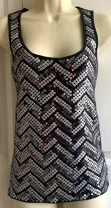 Michael Kors ärmelloses Pailletten Tank Top Damen S silber/schwarz Chevron Muster - Bild 1 von 7