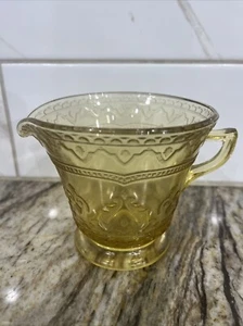 Vintage Patrician Spoke Federal Depression Glass Amber Yellow Creamer 3 3/8" H - Picture 1 of 21