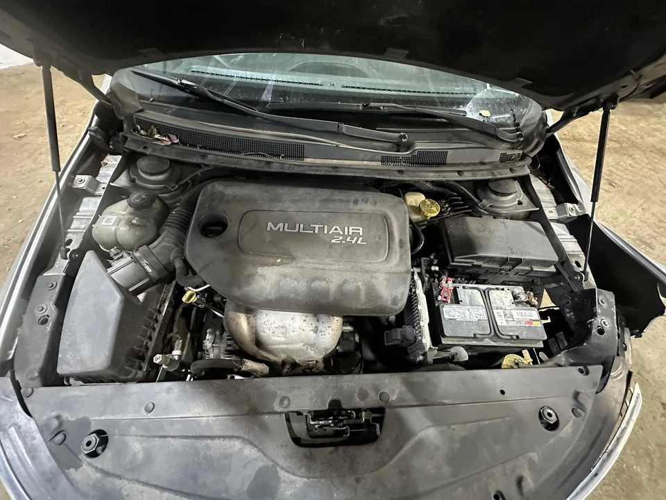 16 17 CHRYSLER 200 Engine Assembly/motor Foto 1 de 2