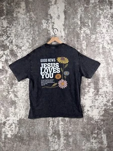 New Christian Faith T Shirt Large Men Gray Charcoal Short Sleeve Jesus Loves You - Picture 1 of 7