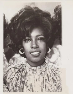 1969 Press Photo Motown Singer Mary Wilson of "The Supremes" - Picture 1 of 2