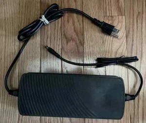 OEM CHARGER - Aiper Seagull Pro Cordless Robotic Pool Cleaner PN GC330-2940900 - Picture 1 of 3