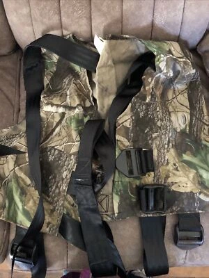 Breaux Mossy Oak Camo Camouflage Hunt Em High Hunting Accessories Vest Top L/XL - Image 1 of 4