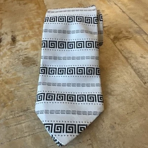 Andhurst Men's Tie Black Gray Geometric 100% Dacron Polyester Gold Emblem - Picture 1 of 5